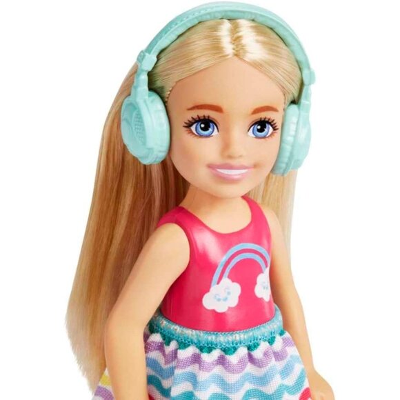 🆕Barbie Chelsea Small Doll Accessories, Travel Set with Puppy Pet & Backpack - Picture 4 of 8